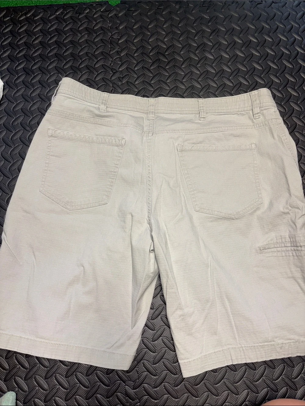 Men's Casual Cotton Shorts - Light Beige